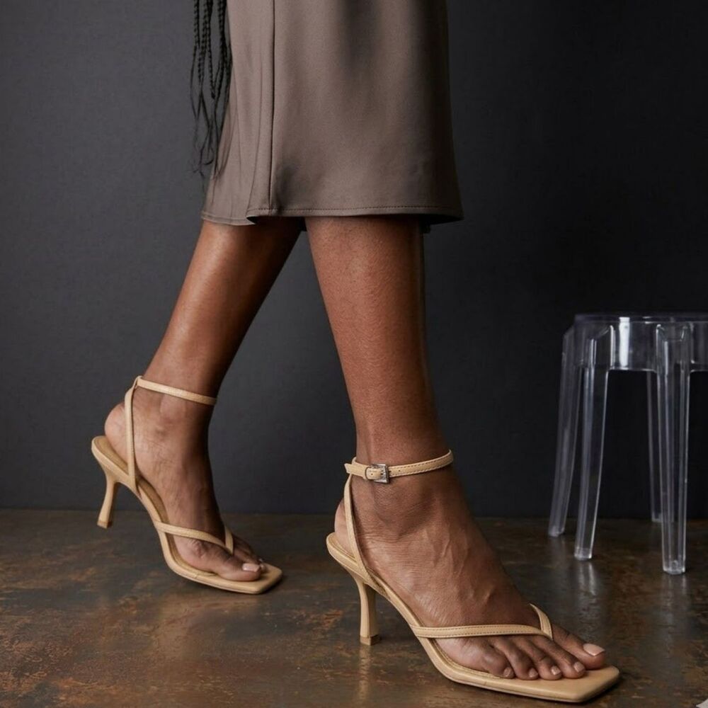 Calvin Klein Heeled Sandal 9.5 Stiletto Minimalist Strappy Event Nude Tan Millie